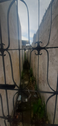 Casa com 5 Quartos à Venda, 260 m² em Parque São José - Fortaleza