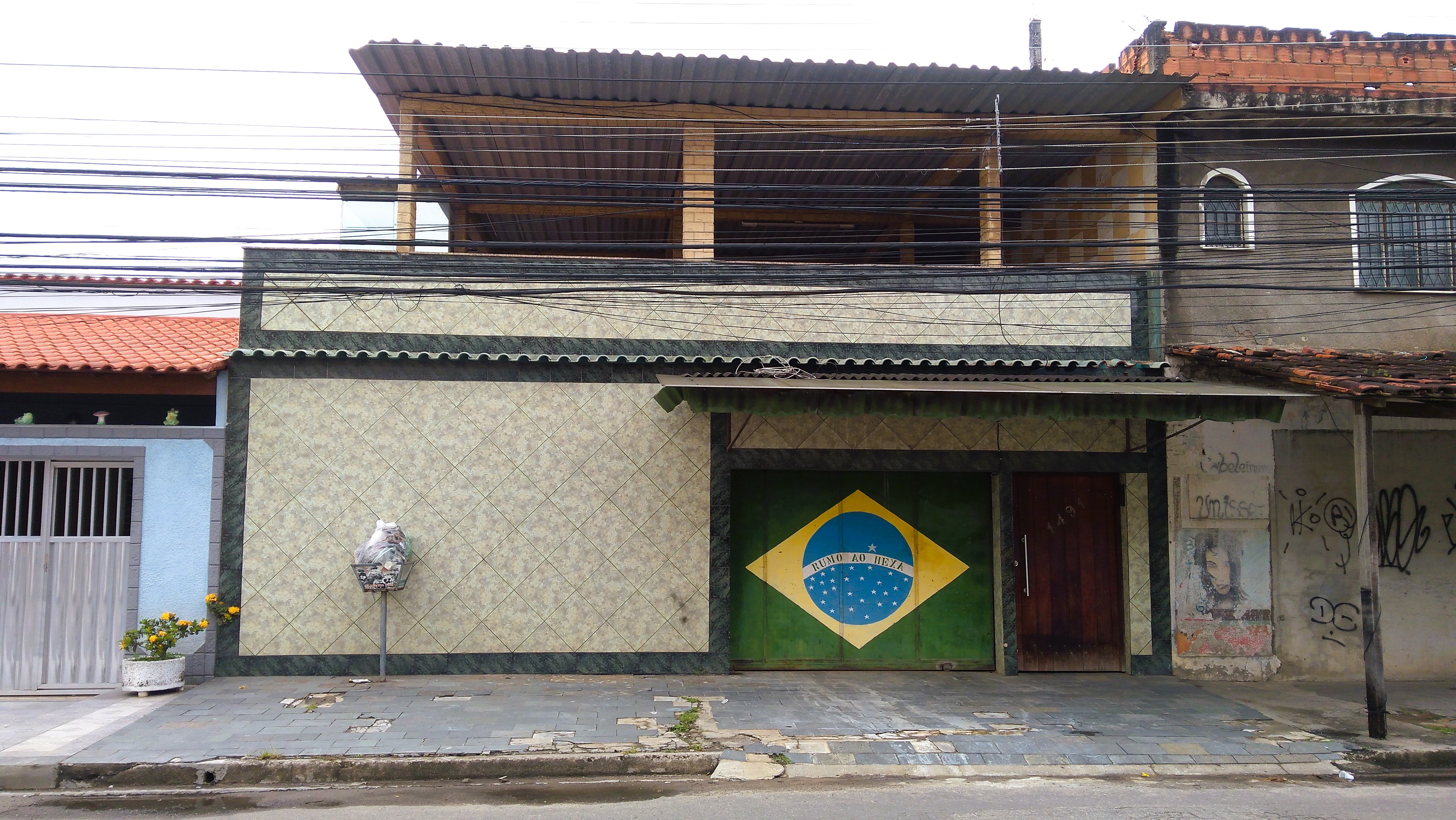 Imagem Casa com 3 Quartos à Venda, 392 m² em Bangu - Rio de Janeiro