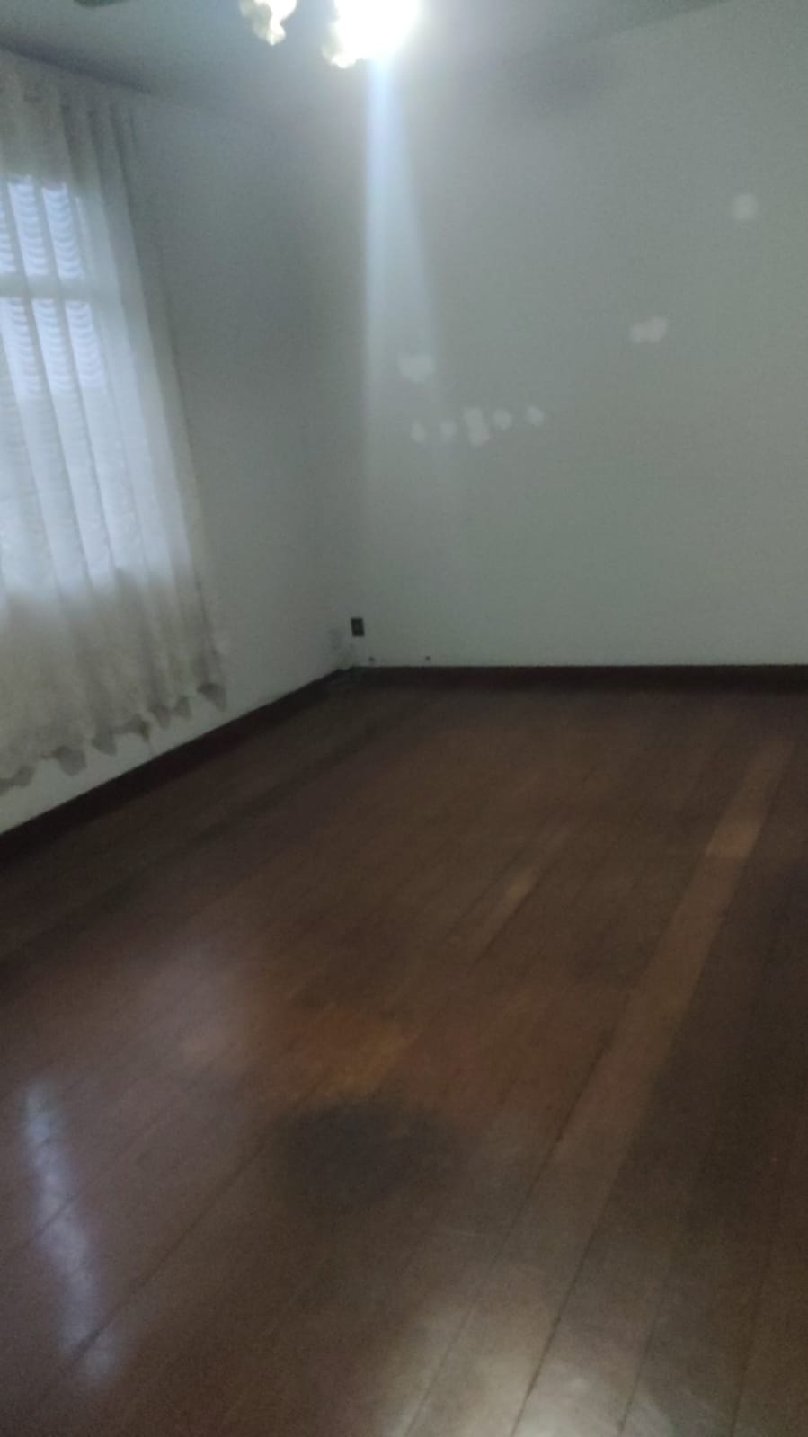 Imagem Casa com 2 Quartos para Alugar, 130 m²em Jardim Guanabara - Rio de Janeiro Imagem Casa com 2 Quartos para Alugar, 130 m²em Jardim Guanabara - Rio de Janeiro