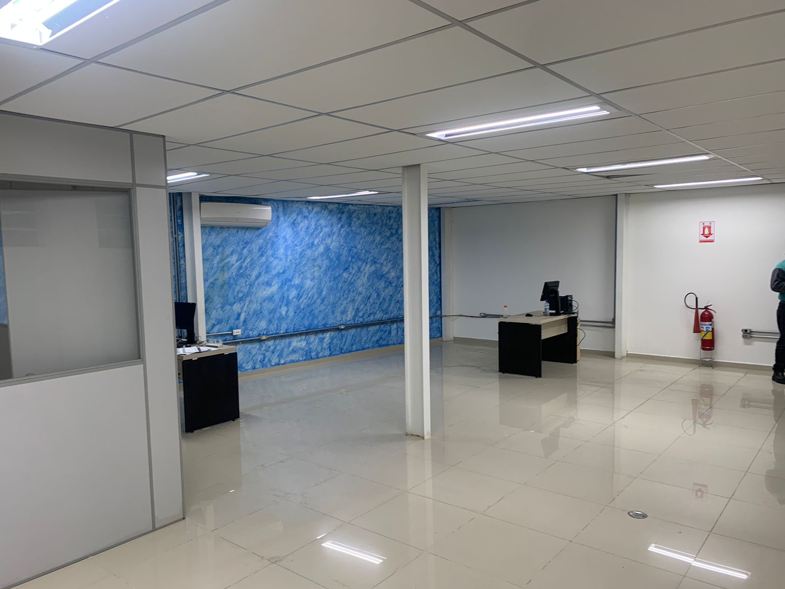 Imagem Galpão para Alugar, 300 m² em Conceição - Diadema Imagem Galpão para Alugar, 300 m² em Conceição - Diadema