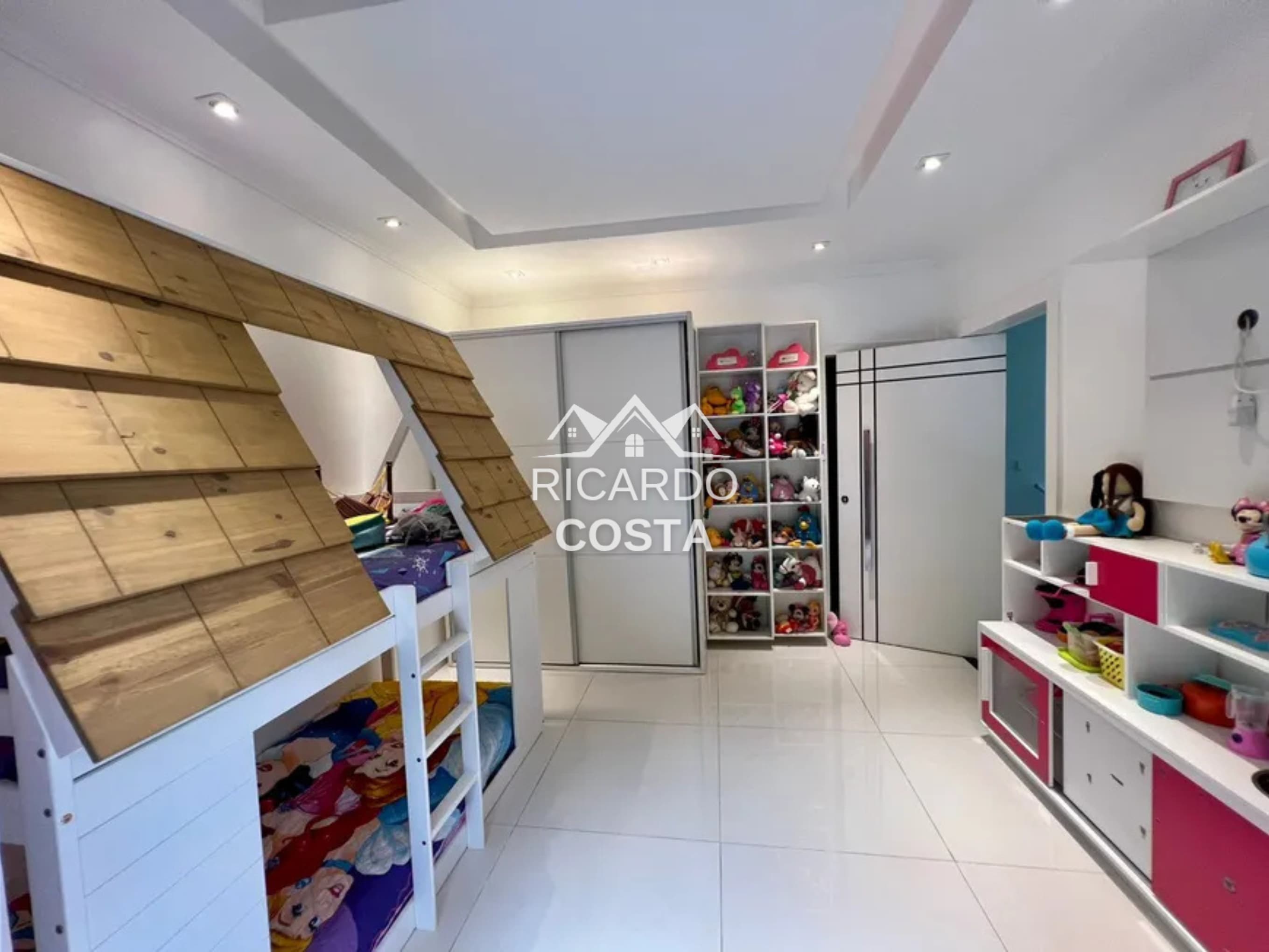 Imagem Casa de Condomínio com 3 Quartos à Venda ou Locação, 310 m² em Jacarepaguá - Rio de Janeiro