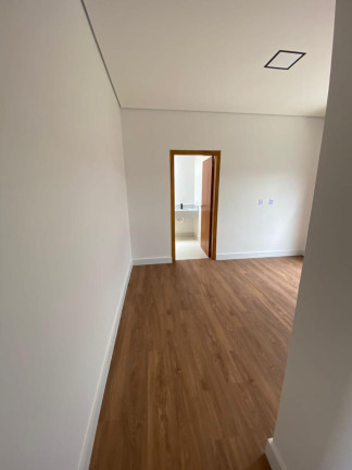 Imagem Casa com 3 Quartos à Venda, 246 m² em Colinas da Anhangüera - Santana de Parnaíba