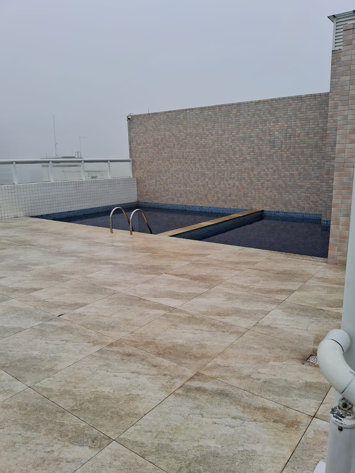 Imagem Apartamento com 2 Quartos à Venda, 70 m²em Ocian - Praia Grande