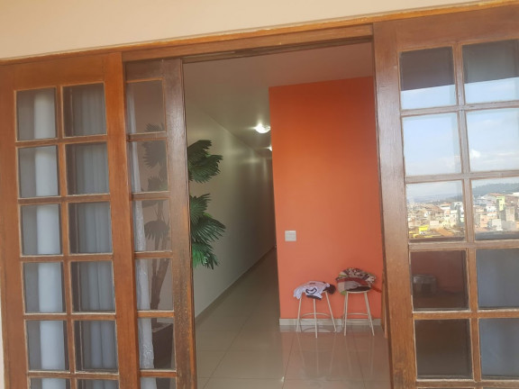 Imagem Sobrado com 3 Quartos à Venda, 175 m²em Serpa - Caieiras