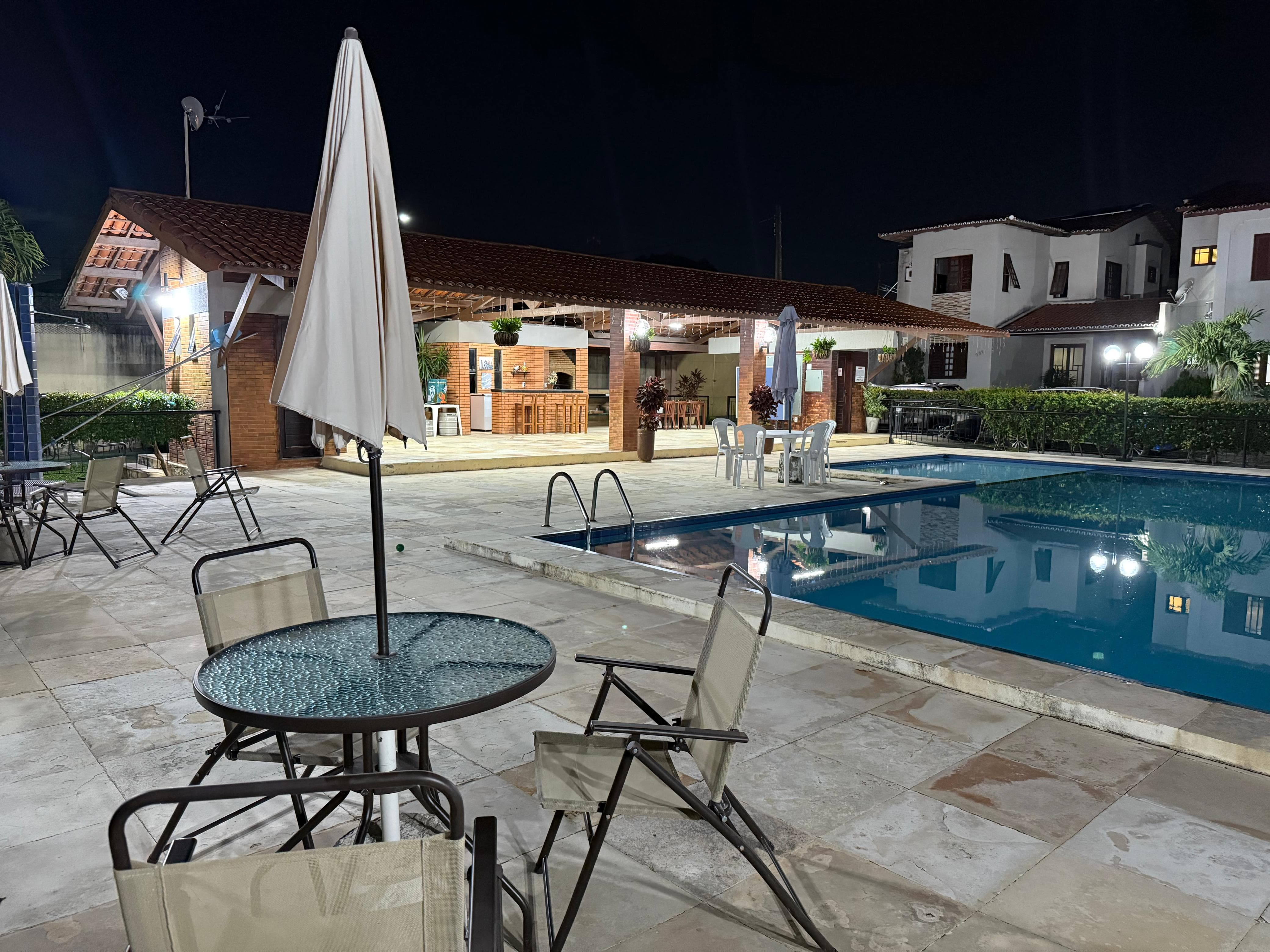 Imagem Casa de Condomínio com 4 Quartos à Venda, 198 m² em Sapiranga-Coité - Fortaleza