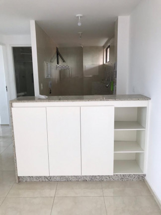 Imagem Apartamento com 2 Quartos para Alugar, 45 m² em Várzea - Recife
