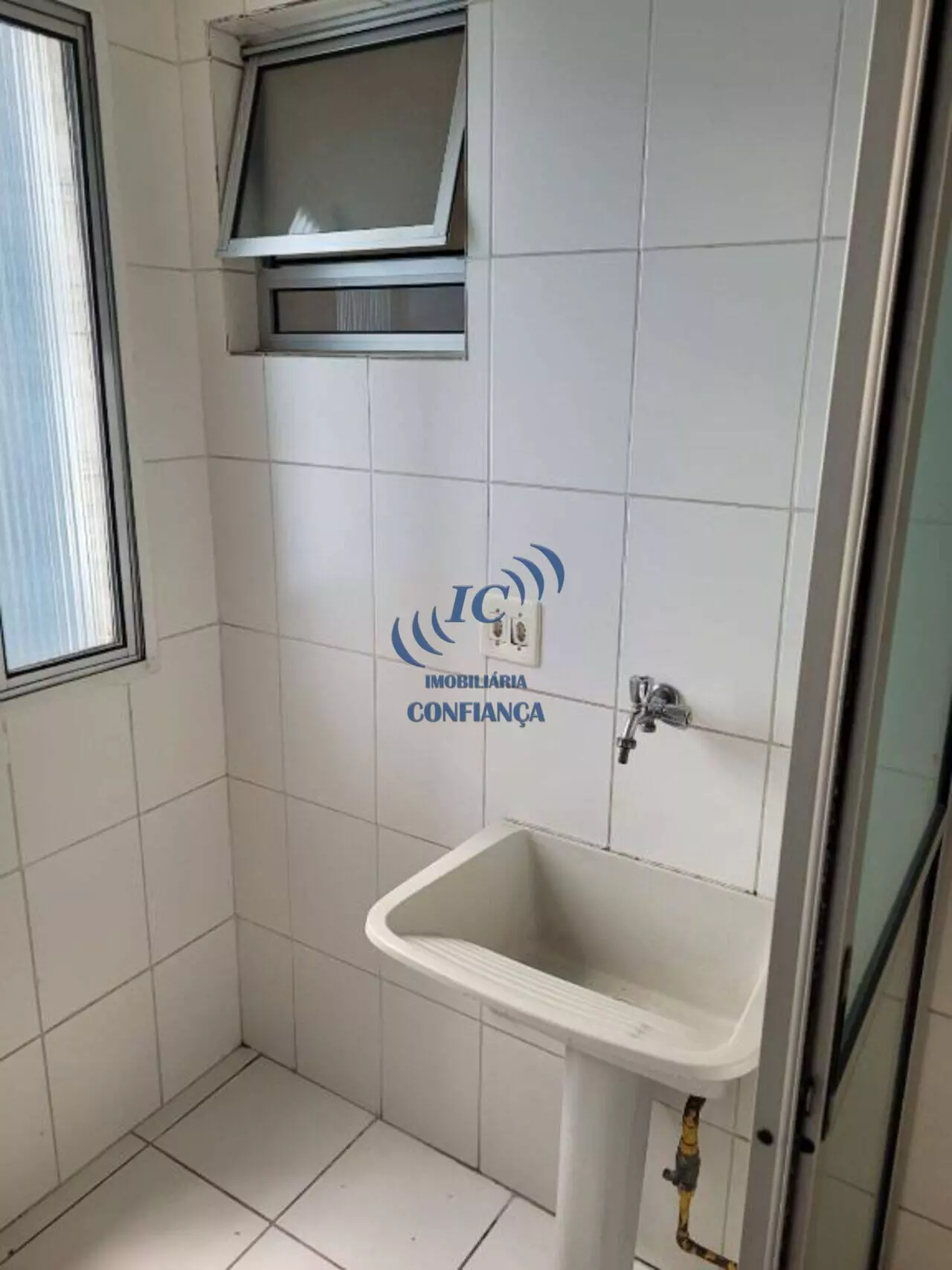 Imagem Apartamento com 3 Quartos para Alugar, 56 m²em Vila Carrão - São Paulo Imagem Apartamento com 3 Quartos para Alugar, 56 m²em Vila Carrão - São Paulo