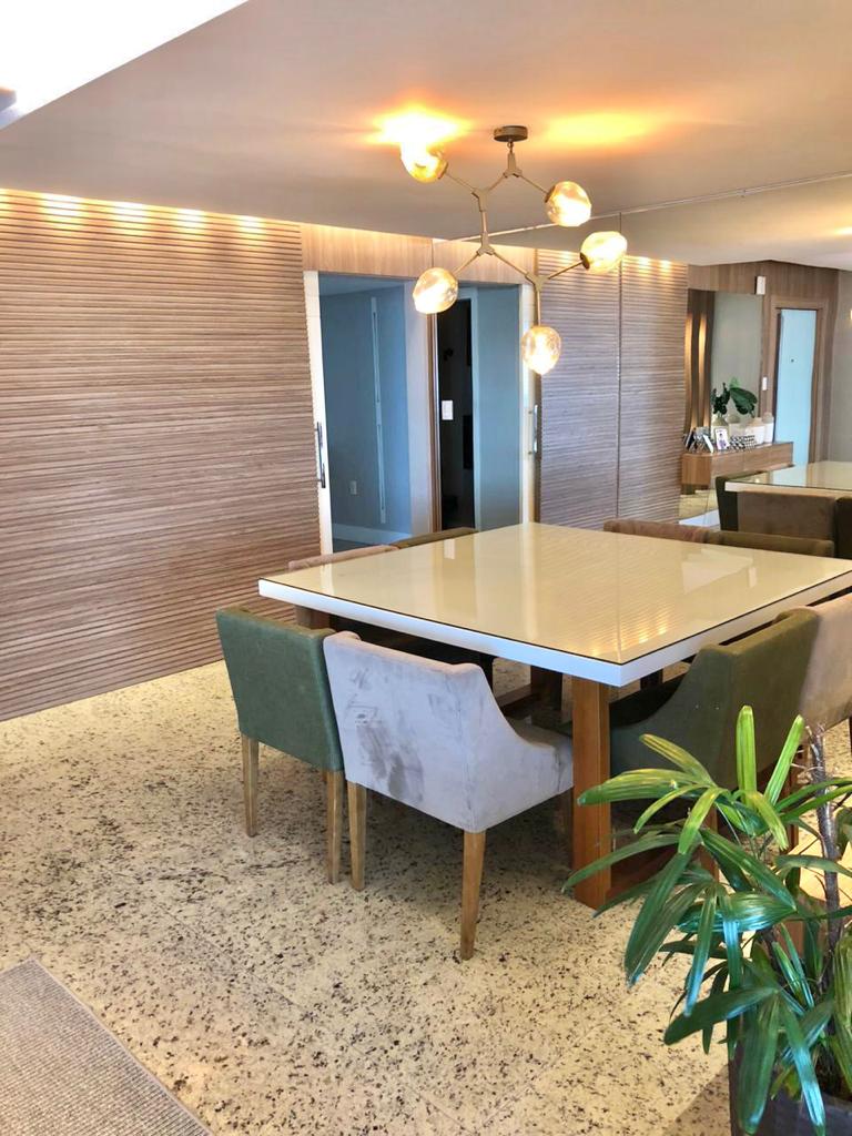 Imagem Apartamento com 3 Quartos à Venda, 289 m²em Jurunas - Belém