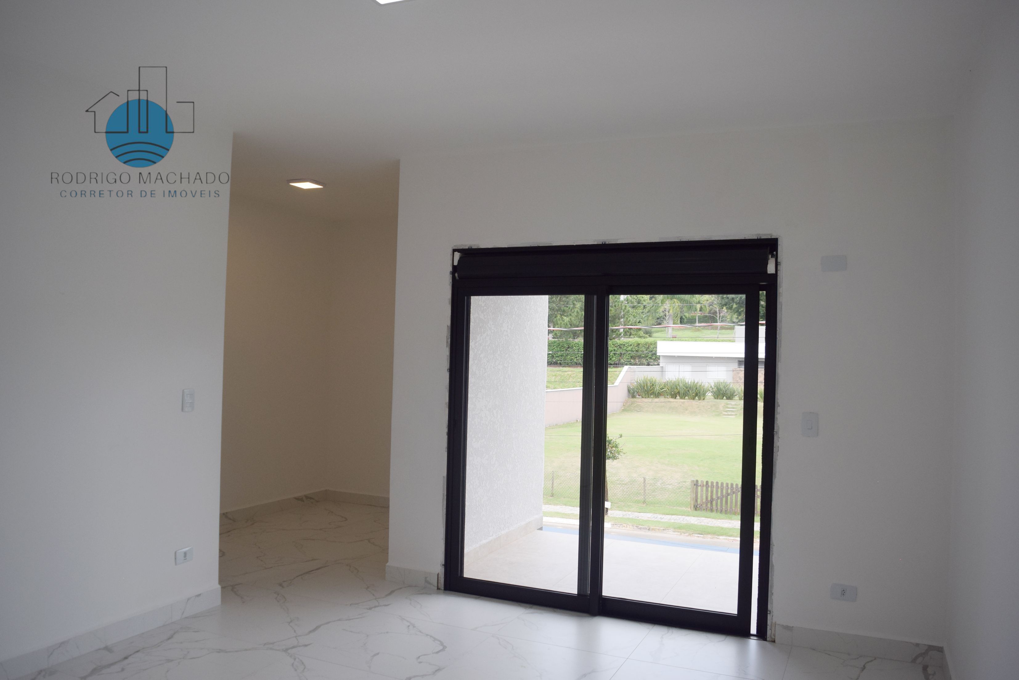 Imagem Sobrado com 4 Quartos à Venda, 252 m² em Condomínio Residencial Shamballa II - Atibaia Imagem Sobrado com 4 Quartos à Venda, 252 m² em Condomínio Residencial Shamballa II - Atibaia