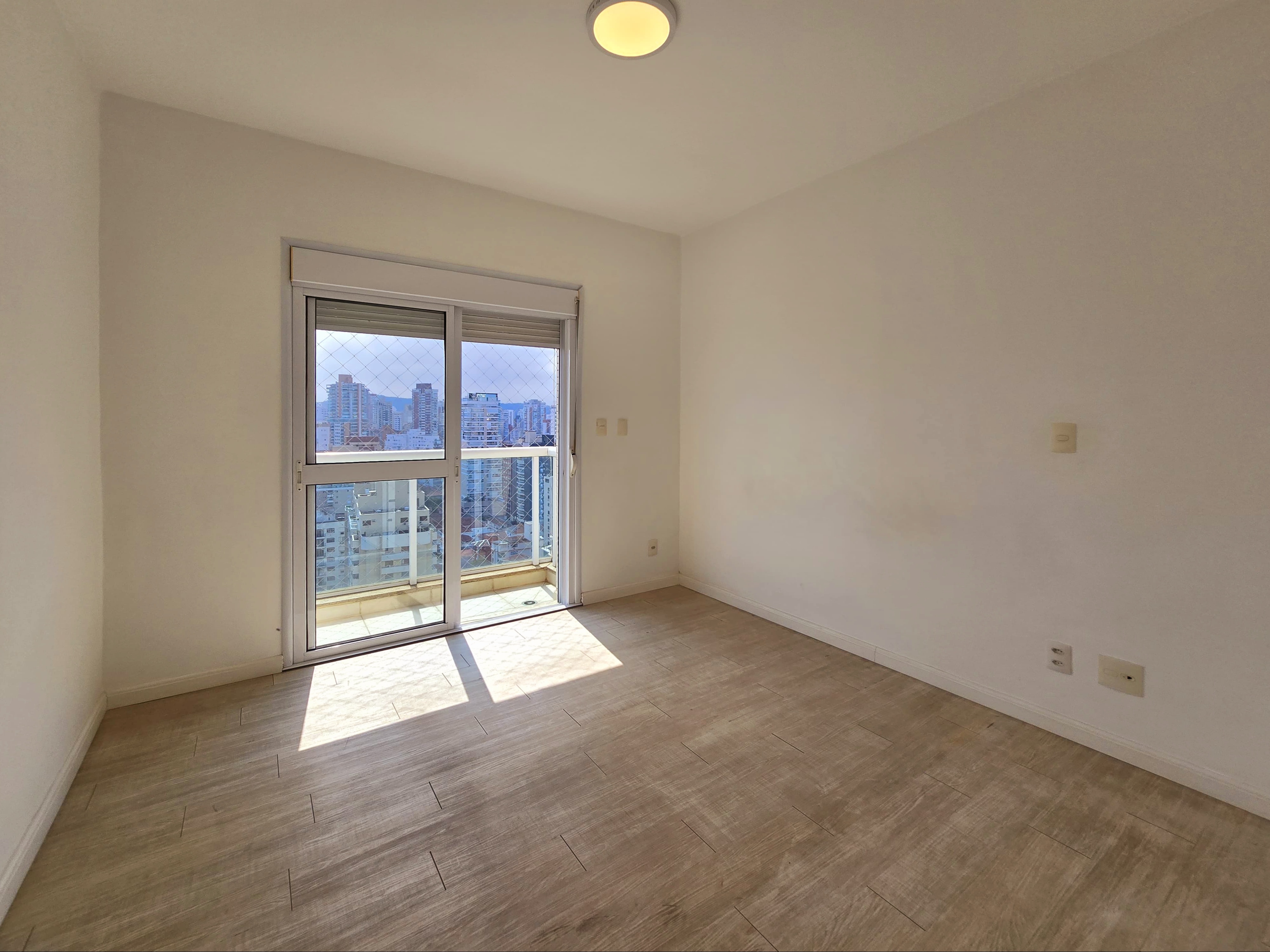 Imagem Apartamento com 4 Quartos à Venda, 204 m² em Boqueirão - Santos