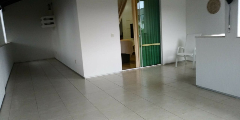 Imagem Sobrado com 4 Quartos à Venda,  em De Lourdes - Fortaleza