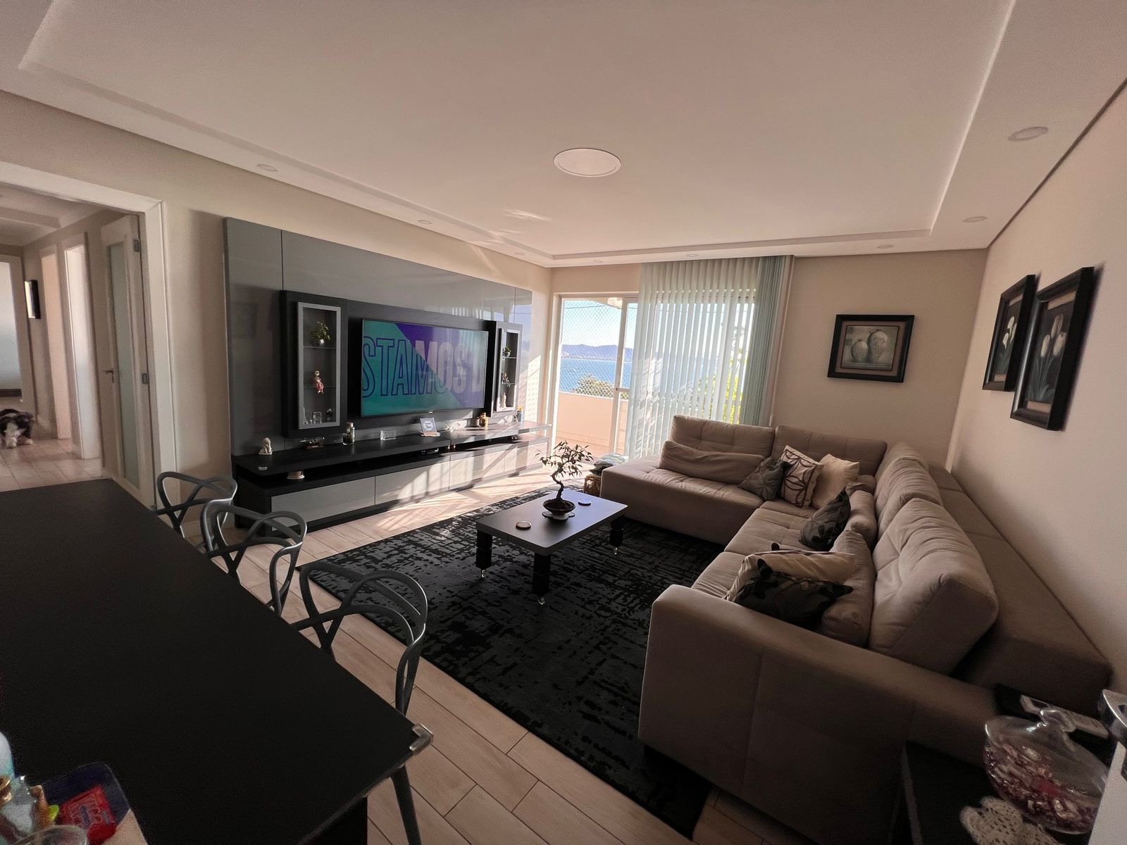 Imagem Apartamento com 3 Quartos à Venda, 135 m²em Canasvieiras - Florianópolis Imagem Apartamento com 3 Quartos à Venda, 135 m²em Canasvieiras - Florianópolis