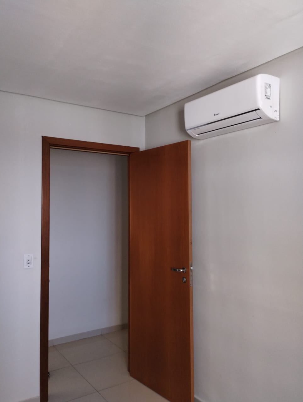 Imagem Apartamento com 2 Quartos à Venda, 74 m²em Marco - Belém