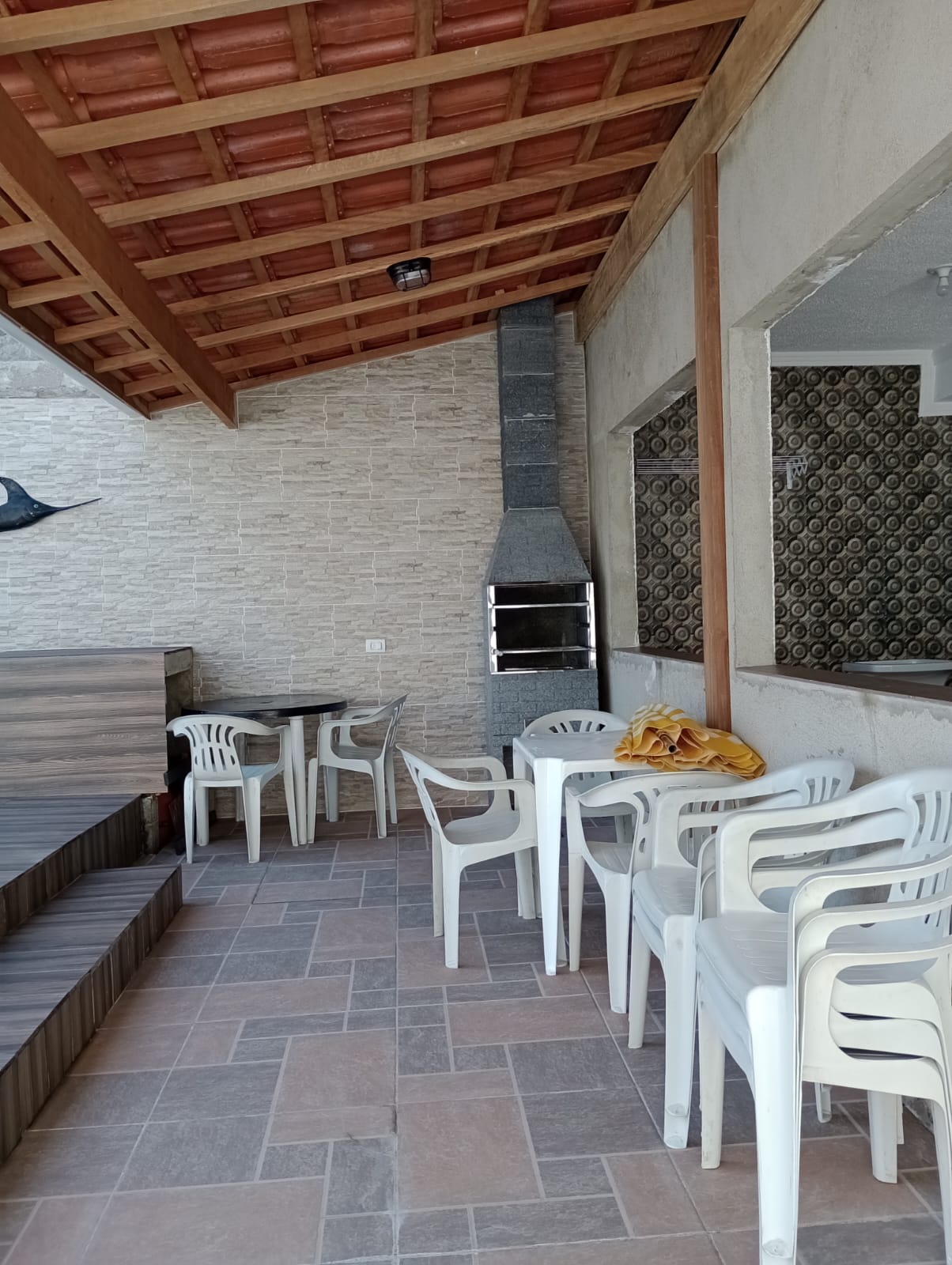 Imagem Casa com 1 Quarto à Venda, 320 m²em Enseada - Guarujá Imagem Casa com 1 Quarto à Venda, 320 m²em Enseada - Guarujá
