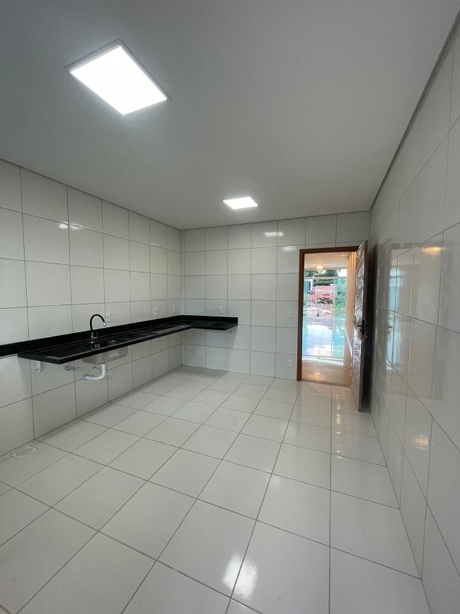 Imagem Casa de Condomínio com 3 Quartos à Venda ou Locação, 172 m²em Ponta Negra - Manaus Imagem Casa de Condomínio com 3 Quartos à Venda ou Locação, 172 m²em Ponta Negra - Manaus