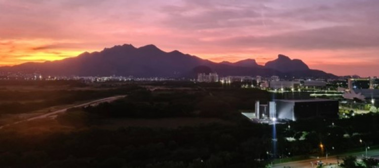 Imagem Apartamento com 3 Quartos à Venda, em Jacarepaguá - Rio de Janeiro Imagem Apartamento com 3 Quartos à Venda, em Jacarepaguá - Rio de Janeiro