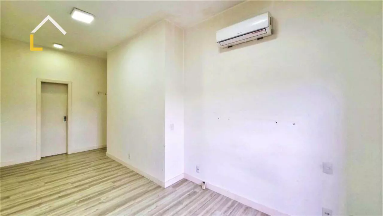 Imagem Apartamento com 2 Quartos à Venda, 77 m² em Santo Antônio - Joinville