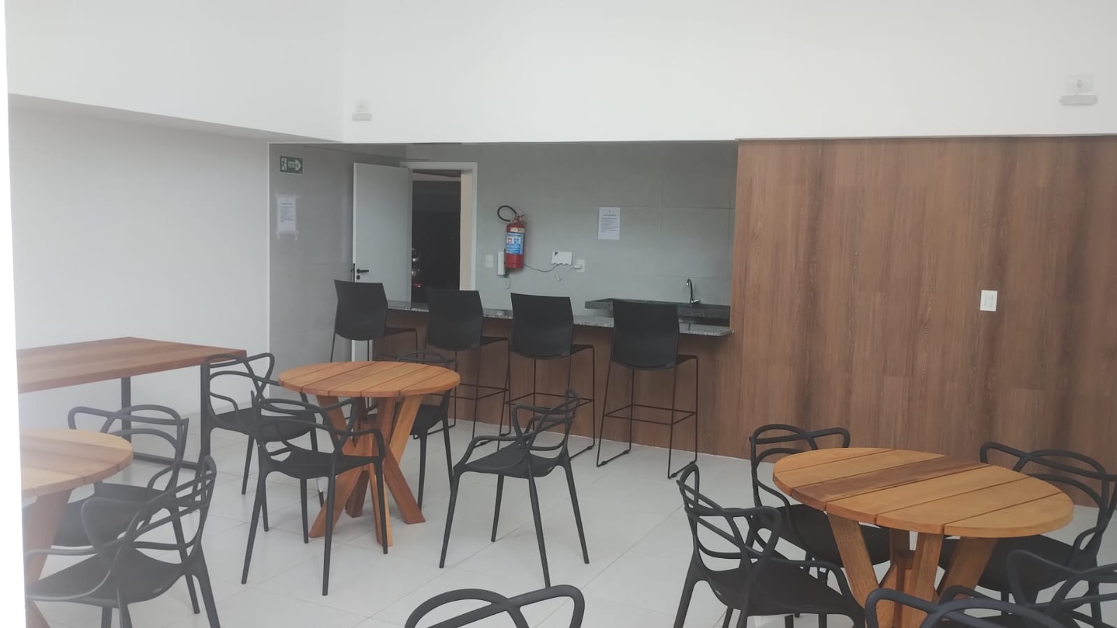 Imagem Apartamento com 3 Quartos à Venda, 67 m² em Casa Amarela - Recife