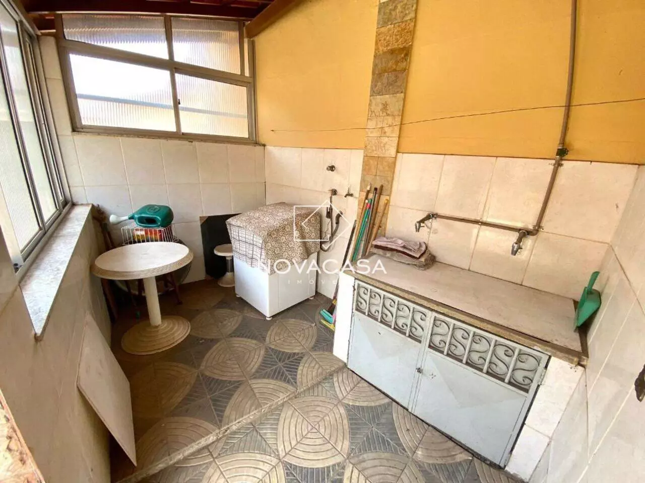 Imagem Casa com 3 Quartos à Venda, 147 m² em Heliópolis - Belo Horizonte