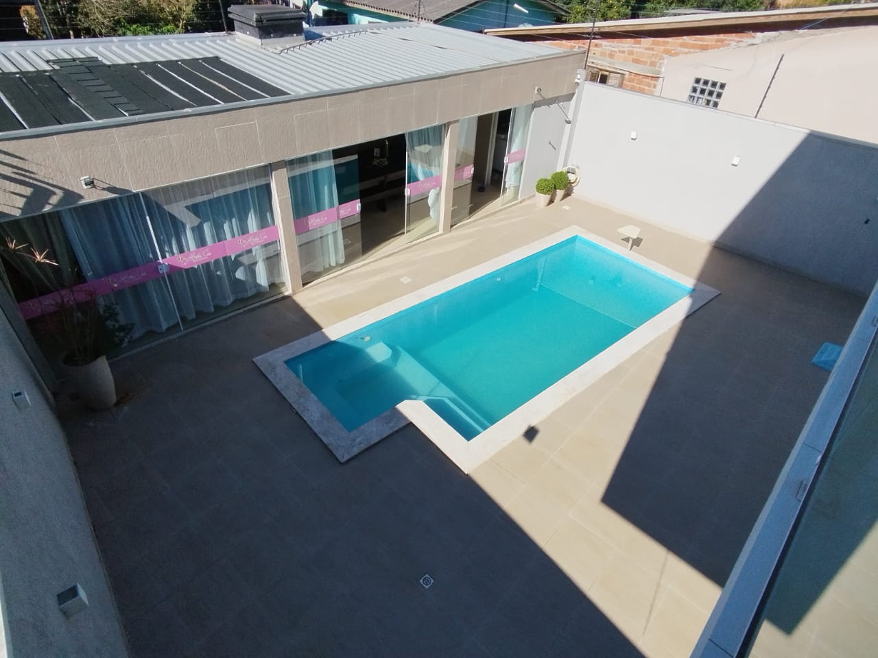 Imagem Sobrado com 3 Quartos à Venda ou Temporada, 360 m²em São José - Passo Fundo
