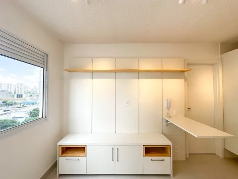 Imagem Apartamento com 1 Quarto para Alugar, 27 m²em Barra Funda - São Paulo