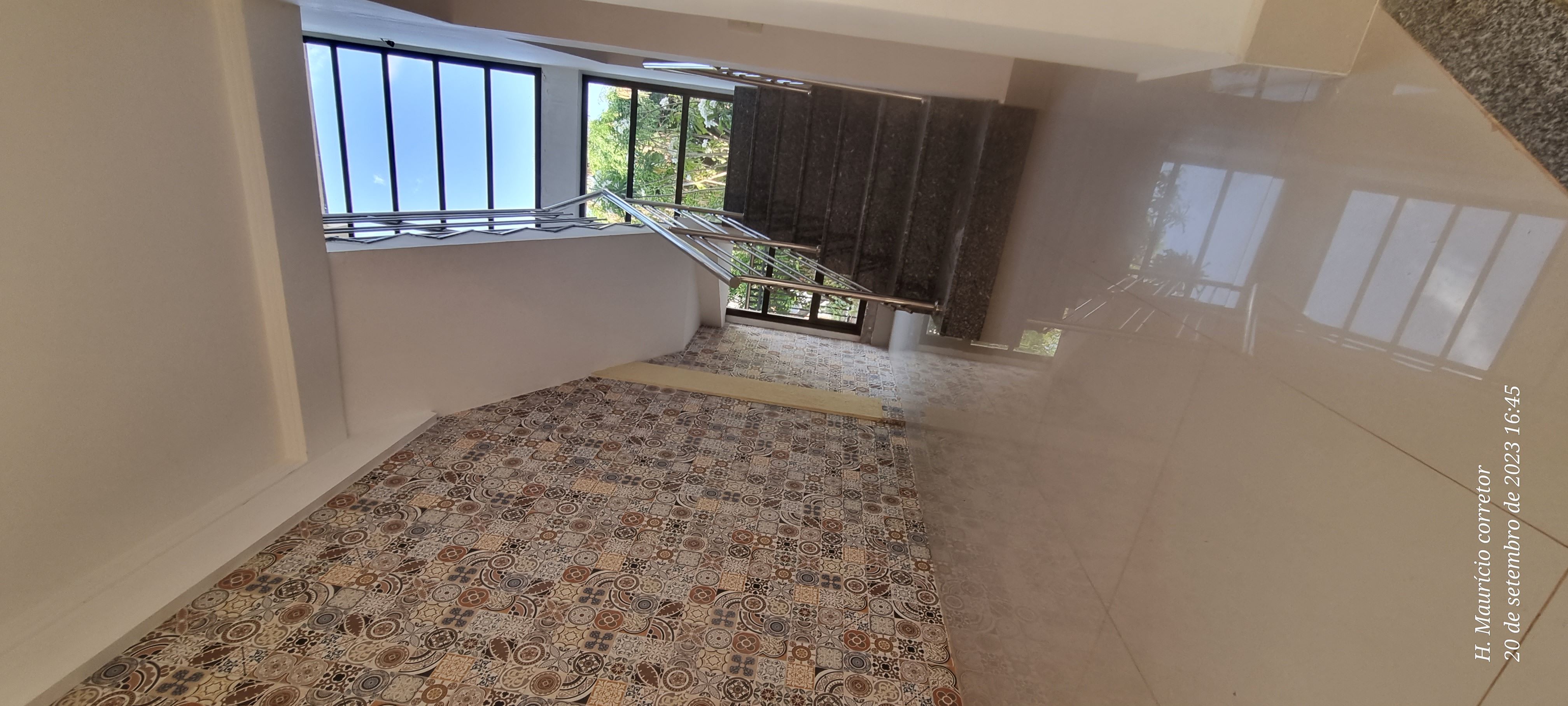 Imagem Sobrado com 4 Quartos à Venda, 377 m²em Setor Jaó - Goiânia
