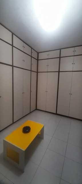 Imagem Cobertura com 4 Quartos à Venda, 258 m²em Icaraí - Niterói