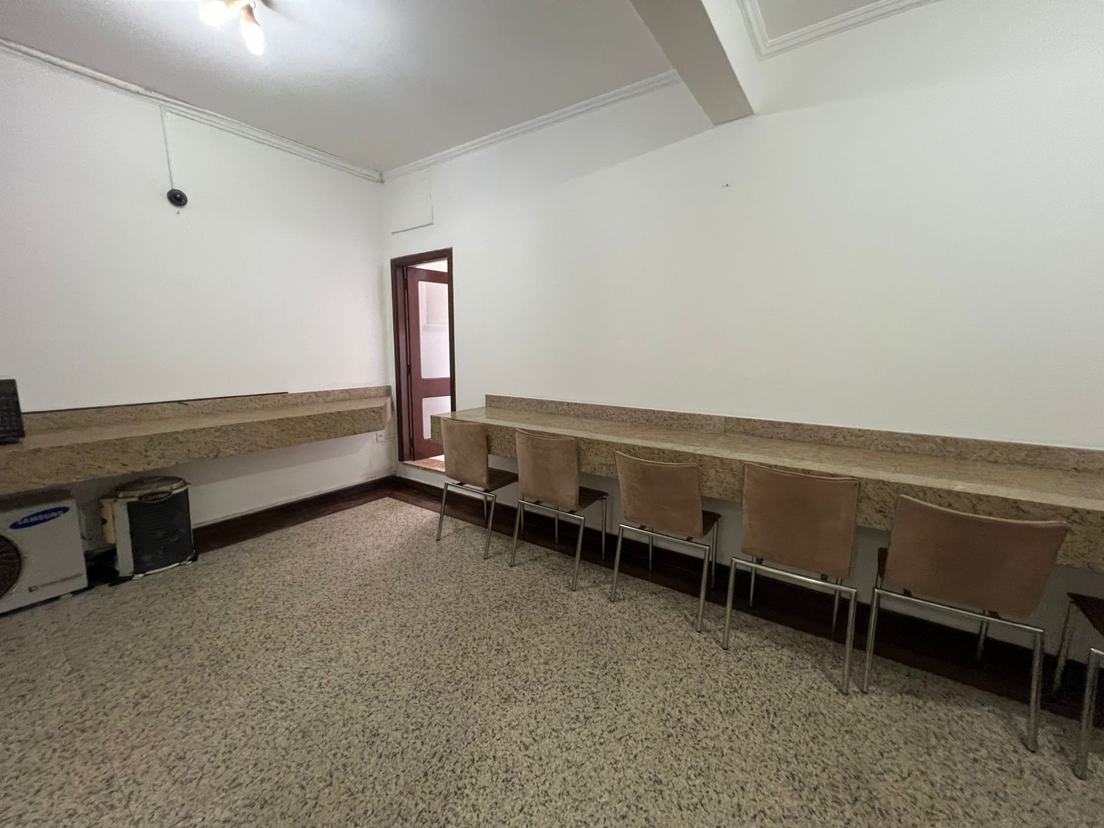 Imagem Casa com 4 Quartos para Alugar, 1 m² em Umarizal - Belém