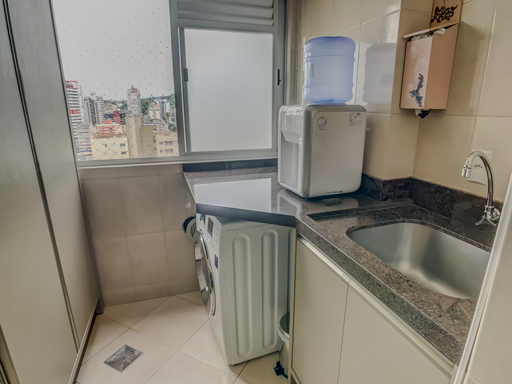 Imagem Apartamento com 2 Quartos à Venda, 76 m²em Centro - Criciúma