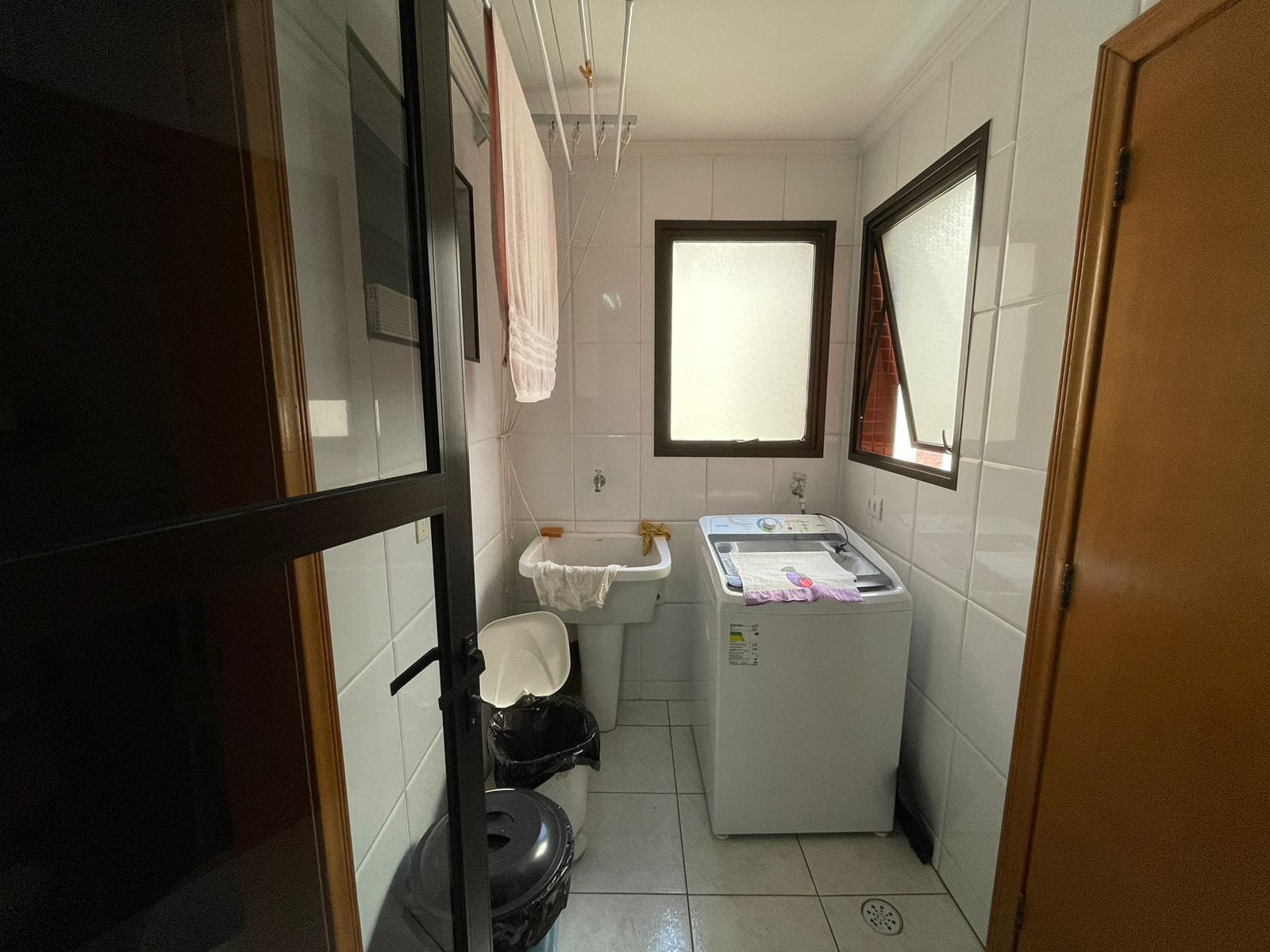 Imagem Apartamento com 3 Quartos à Venda, 120 m²em Canto do Forte - Praia Grande Imagem Apartamento com 3 Quartos à Venda, 120 m²em Canto do Forte - Praia Grande