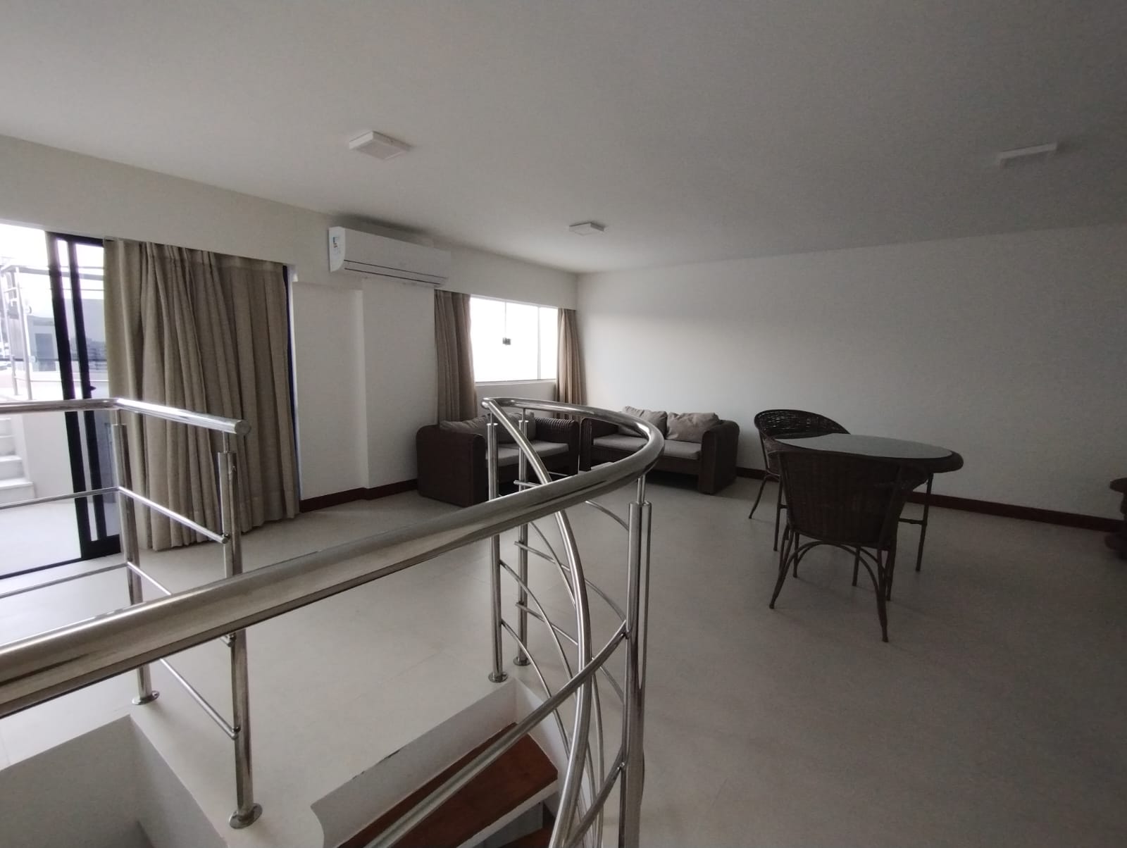 Imagem Apartamento com 2 Quartos à Venda, 131 m²em Jatiúca - Maceió