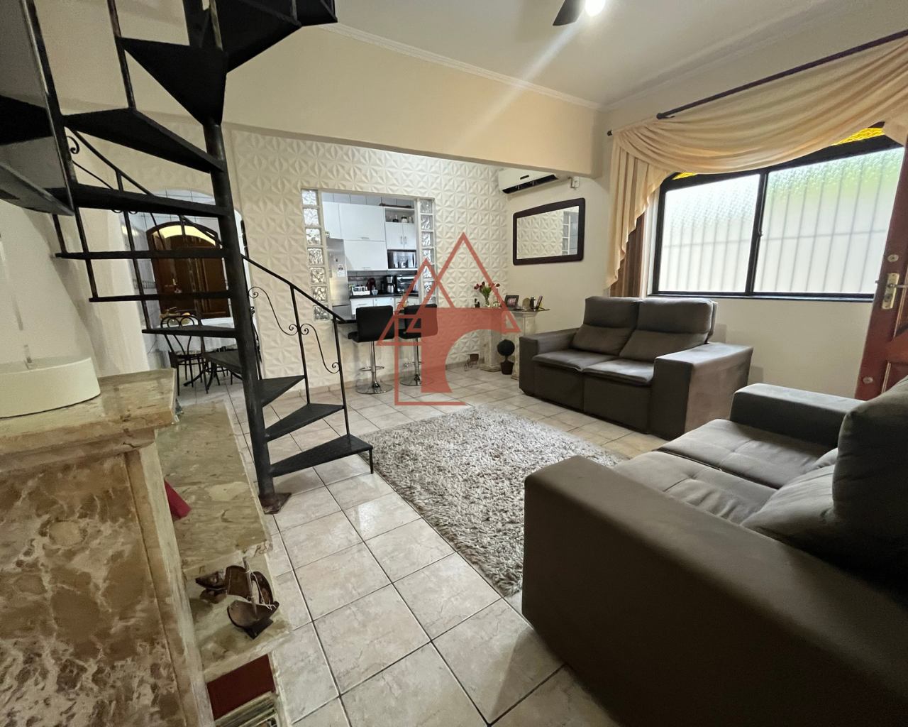 Imagem Casa com 2 Quartos à Venda, 131 m² em Vila Ponte Nova - Cubatão Imagem Casa com 2 Quartos à Venda, 131 m² em Vila Ponte Nova - Cubatão
