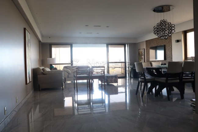 Imagem Apartamento com 4 Quartos à Venda, 201 m² em Ilha do Retiro - Recife Imagem Apartamento com 4 Quartos à Venda, 201 m² em Ilha do Retiro - Recife