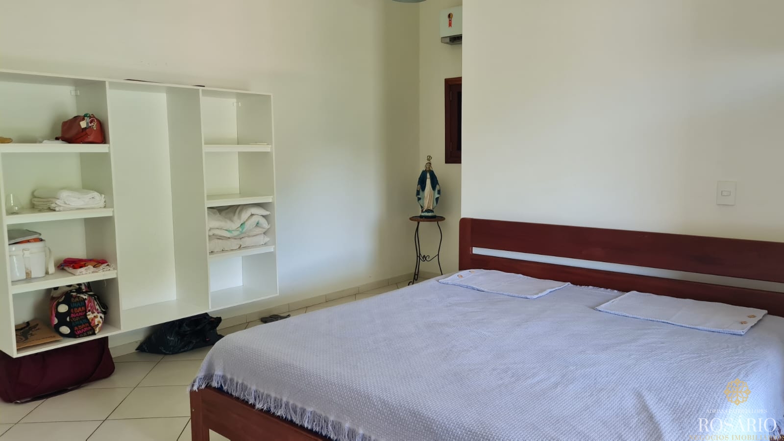 Imagem Casa de Condomínio com 9 Quartos à Venda, 212 m²em Enseada - Ubatuba