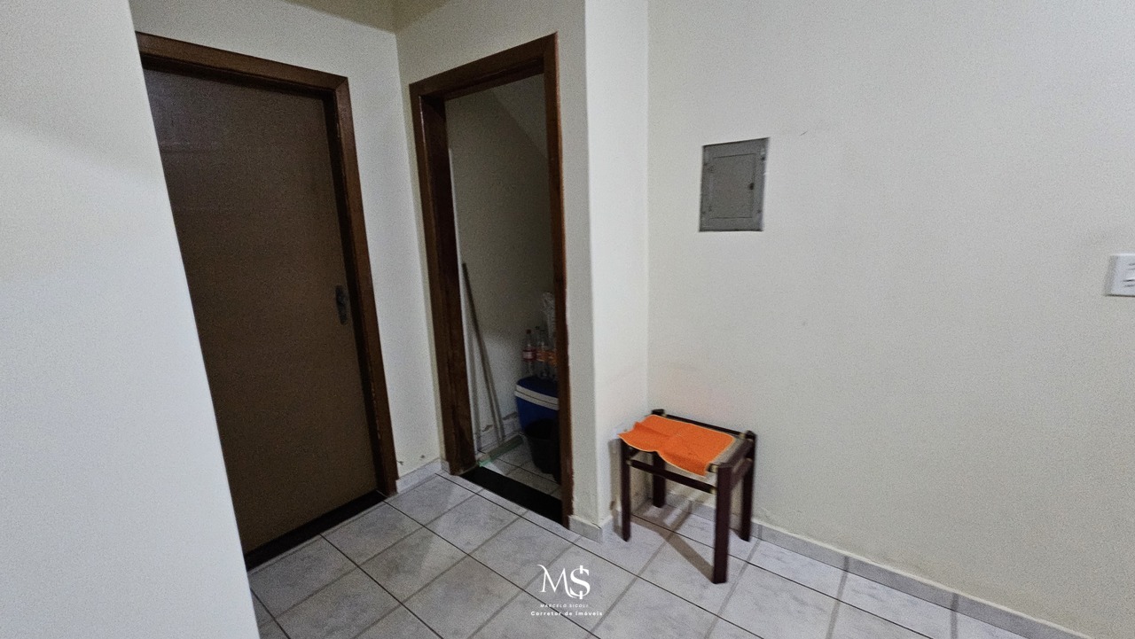 Imagem Sobrado com 5 Quartos à Venda, 275 m² em Setor Leste (Gama) - Brasília