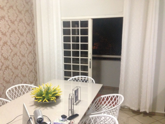 Imagem Apartamento com 3 Quartos à Venda, 96 m² em Saraiva - Uberlândia