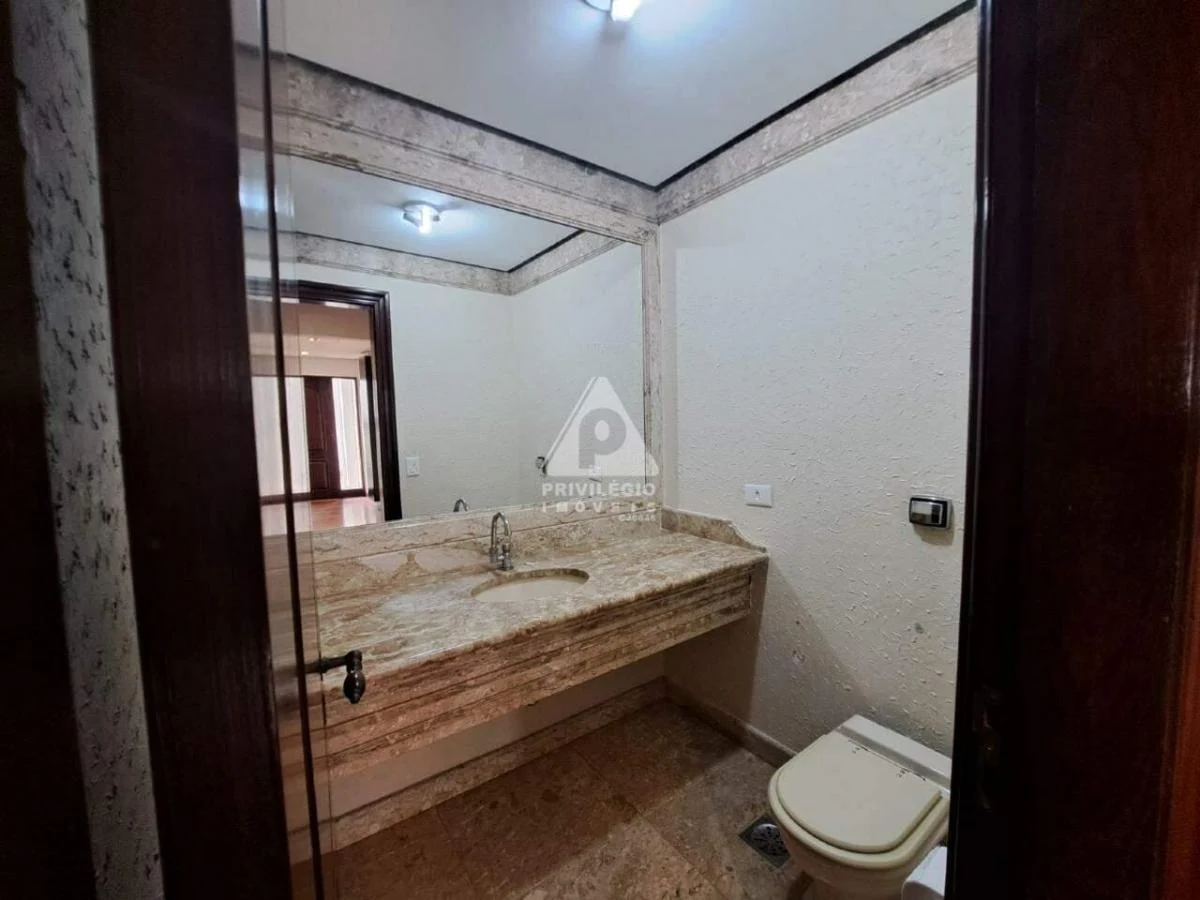 Imagem Casa de Condomínio com 4 Quartos à Venda, 2 m²em Barra da Tijuca - Rio de Janeiro Imagem Casa de Condomínio com 4 Quartos à Venda, 2 m²em Barra da Tijuca - Rio de Janeiro