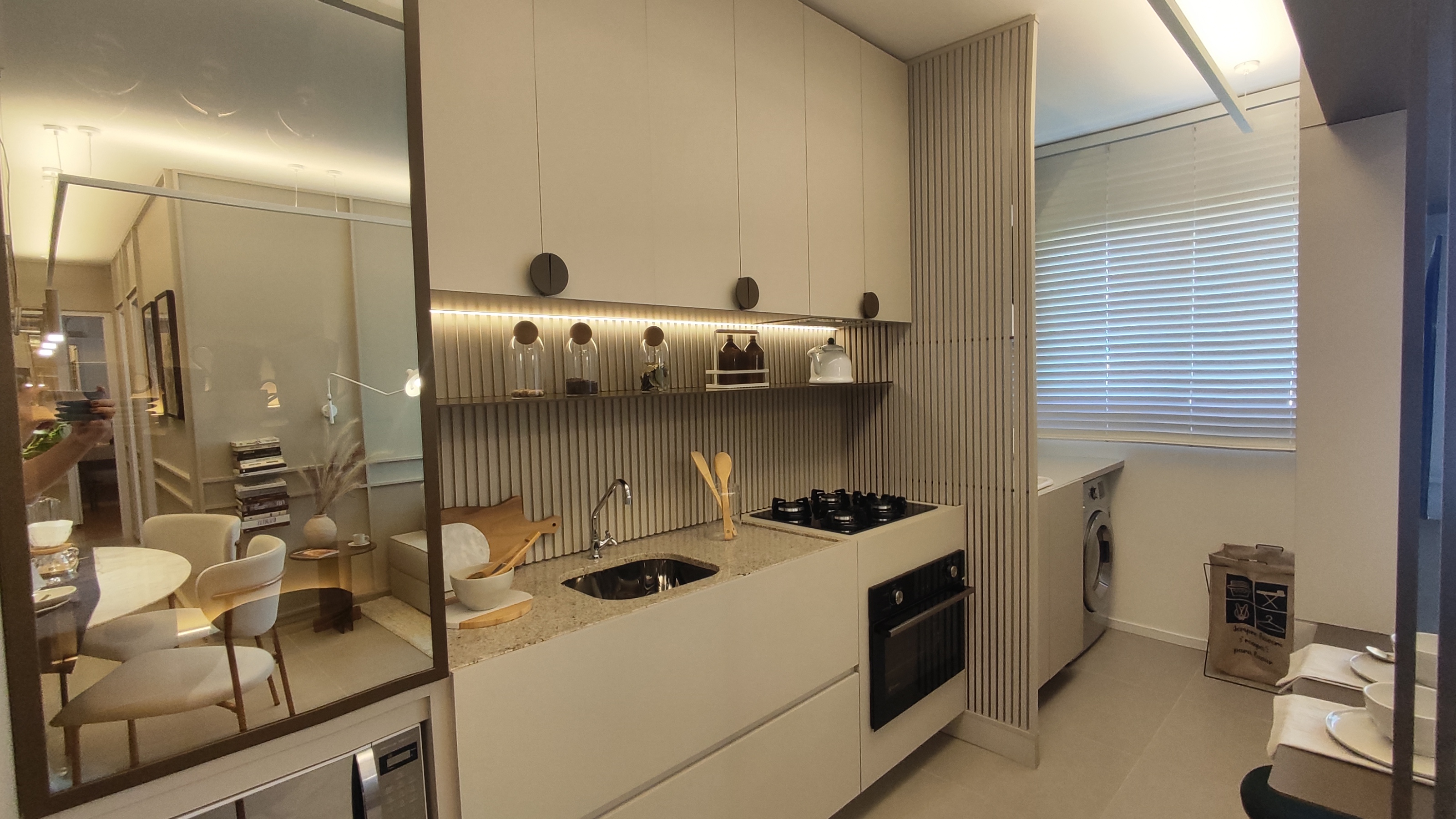 Imagem Apartamento com 2 Quartos à Venda, 49 m²em Estoril - Belo Horizonte Imagem Apartamento com 2 Quartos à Venda, 49 m²em Estoril - Belo Horizonte
