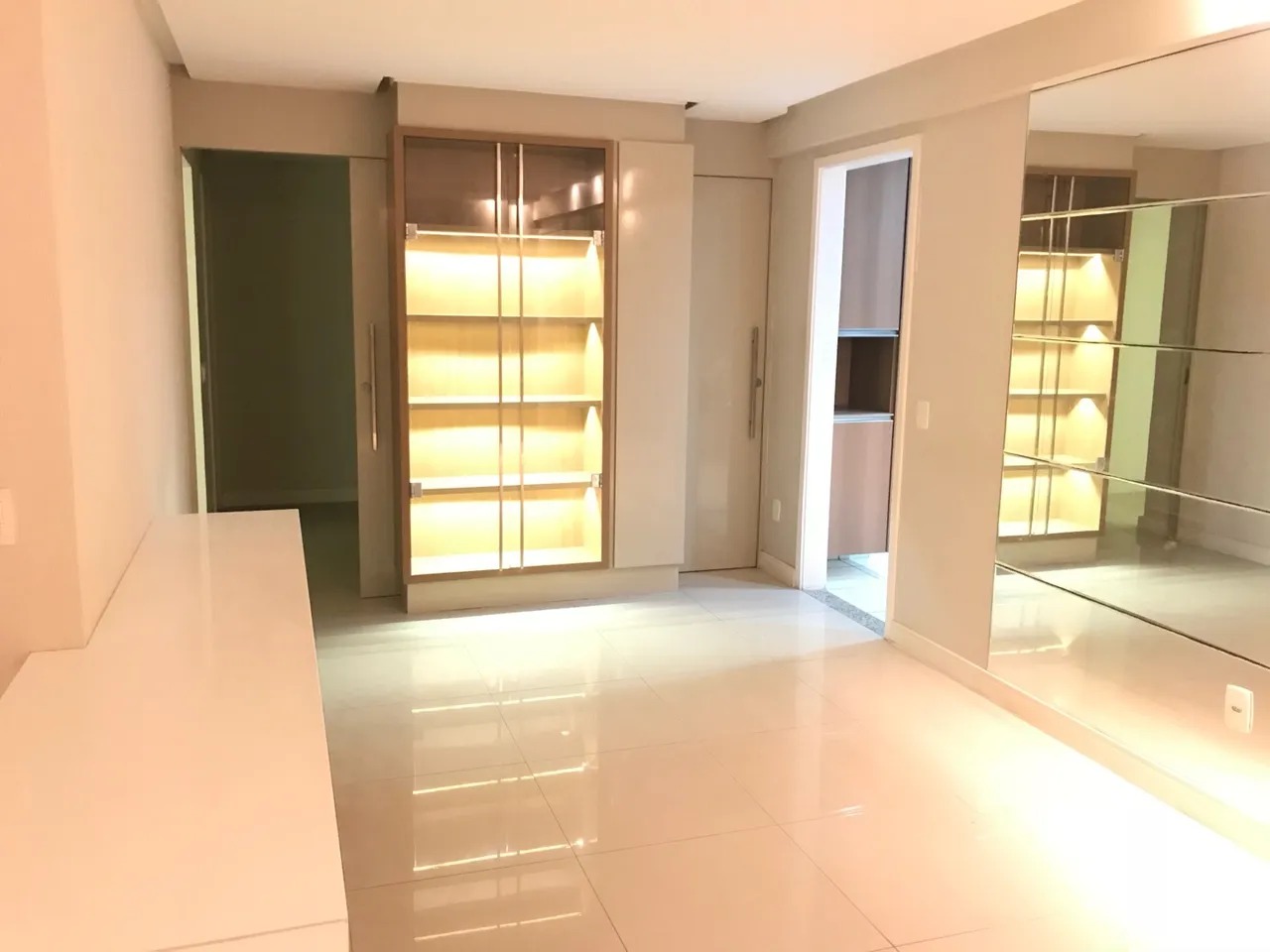 Apartamento com 3 Quartos à Venda, 106 m²em Mucuripe - Fortaleza