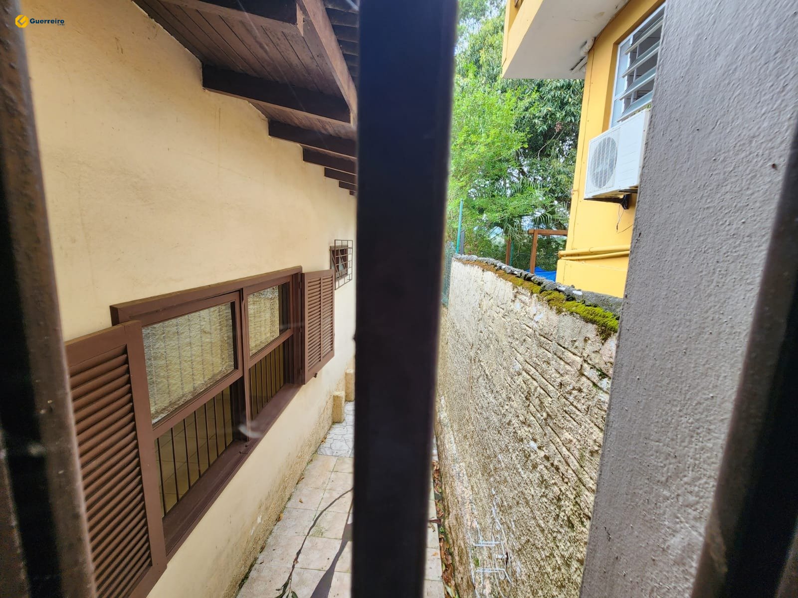 Imagem Casa com 3 Quartos à Venda, 190 m² em Trindade - Florianópolis