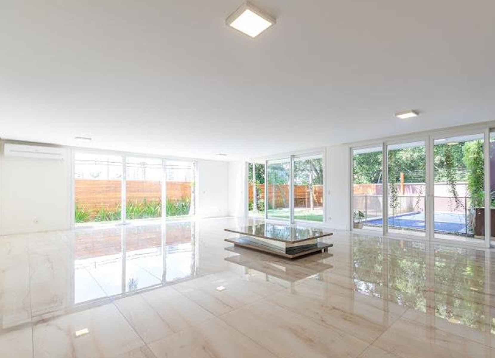 Imagem Casa de Condomínio com 4 Quartos à Venda, 680 m² em Parque Colonial - São Paulo