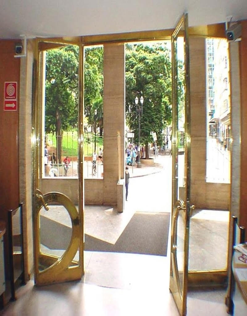 Imagem Sala Comercial à Venda ou Locação, 31 m²em Centro - São Paulo Imagem Sala Comercial à Venda ou Locação, 31 m²em Centro - São Paulo