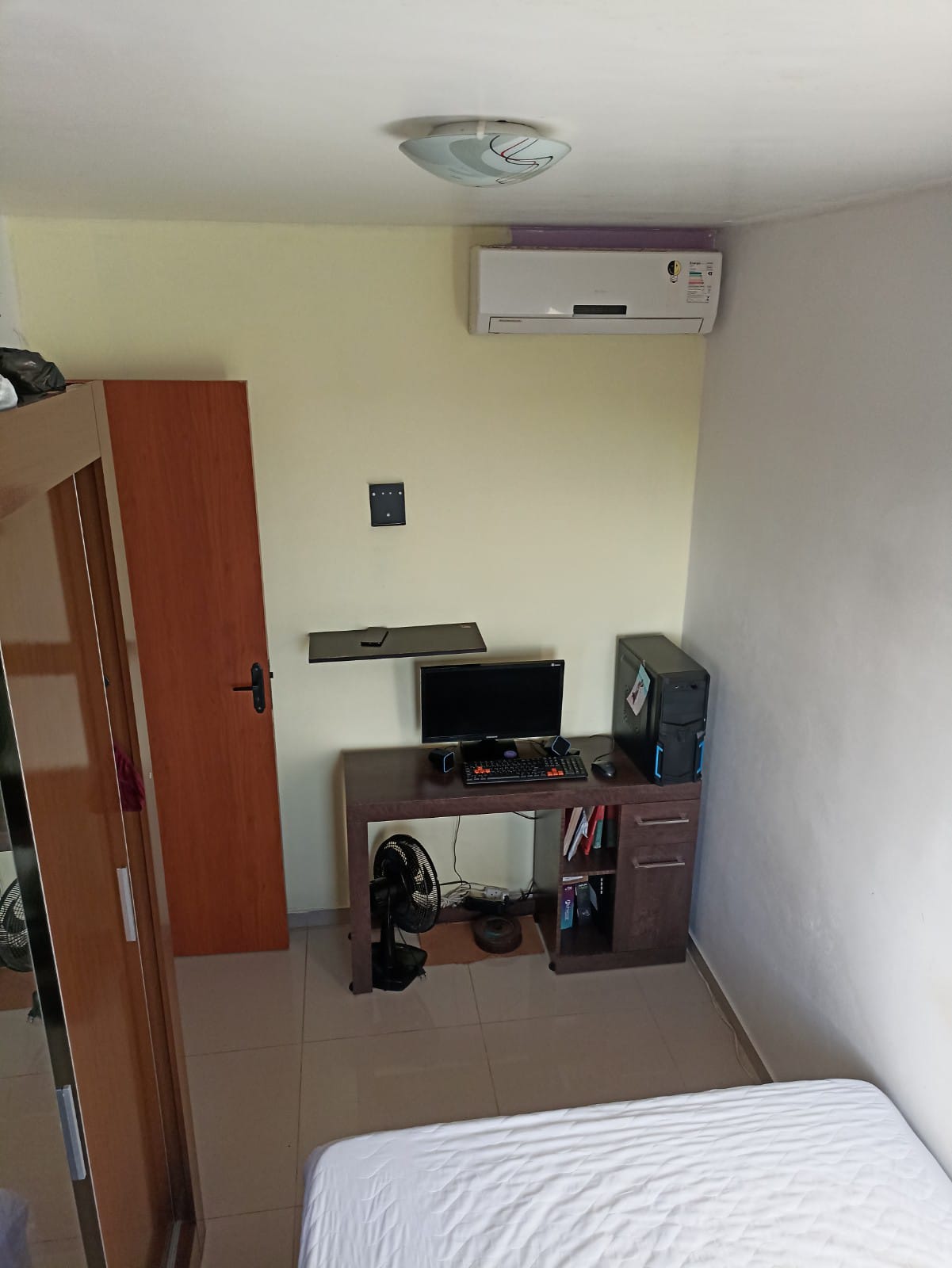 Imagem Apartamento com 2 Quartos à Venda, 43 m²em Recreio Ipitanga - Lauro de Freitas