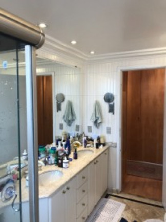 Imagem Apartamento com 4 Quartos à Venda, 220 m² em Vila Uberabinha - São Paulo