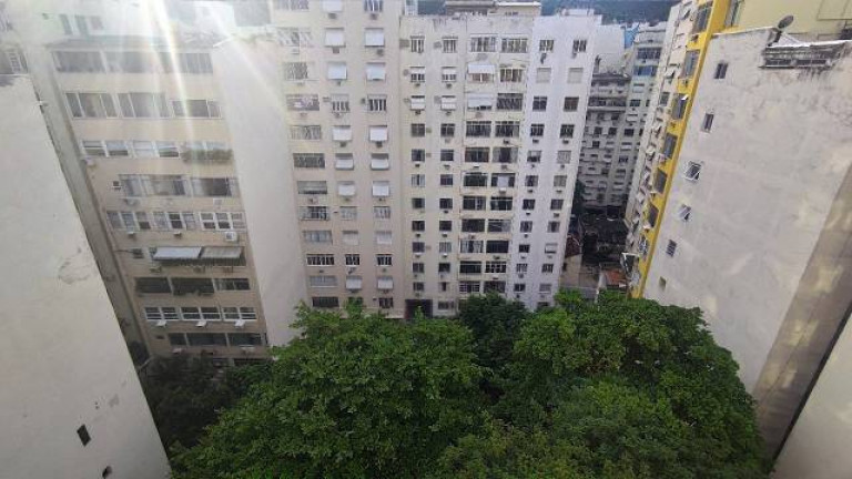 Imagem Apartamento com 1 Quarto à Venda, 65 m² em Copacabana - Rio de Janeiro