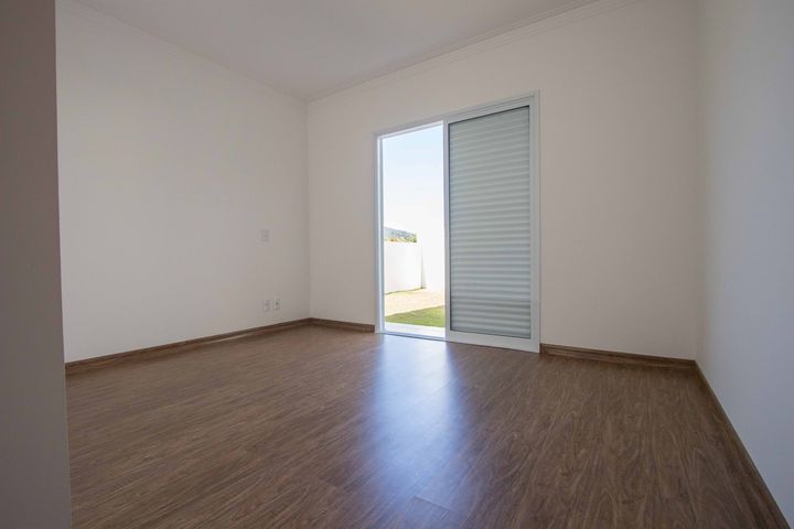 Imagem Casa com 3 Quartos à Venda, 160 m² em Residencial Alvorada - Bragança Paulista Imagem Casa com 3 Quartos à Venda, 160 m² em Residencial Alvorada - Bragança Paulista