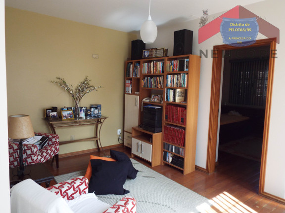 Imagem Casa com 4 Quartos à Venda, 315 m² em Centro - Pelotas