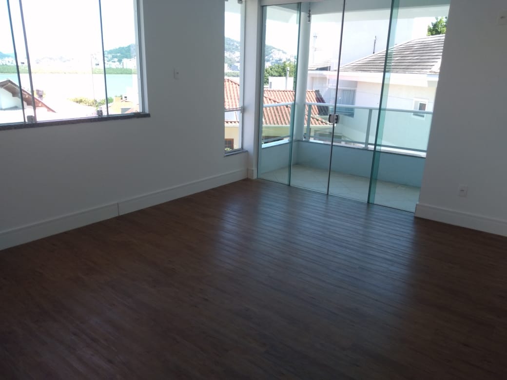 Imagem Casa de Condomínio com 5 Quartos à Venda, 259 m² em João Paulo - Florianópolis