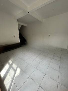 Imagem Sobrado com 4 Quartos à Venda, 233 m²em Santa Maria Goretti - Porto Alegre