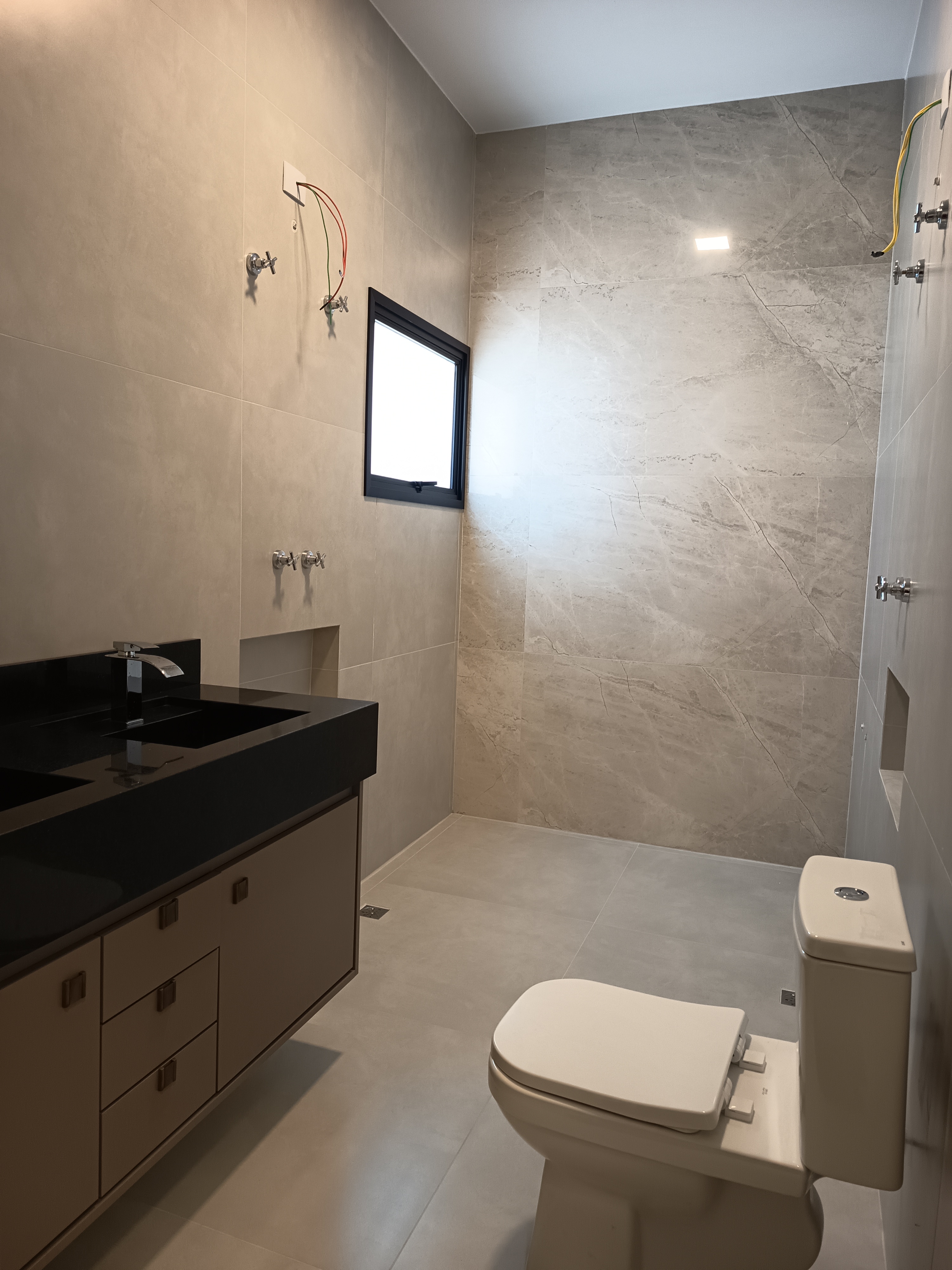 Imagem Casa de Condomínio com 4 Quartos à Venda, 334 m² em Condomínio Residencial Reserva Ecológica Atibaia - Atibaia Imagem Casa de Condomínio com 4 Quartos à Venda, 334 m² em Condomínio Residencial Reserva Ecológica Atibaia - Atibaia